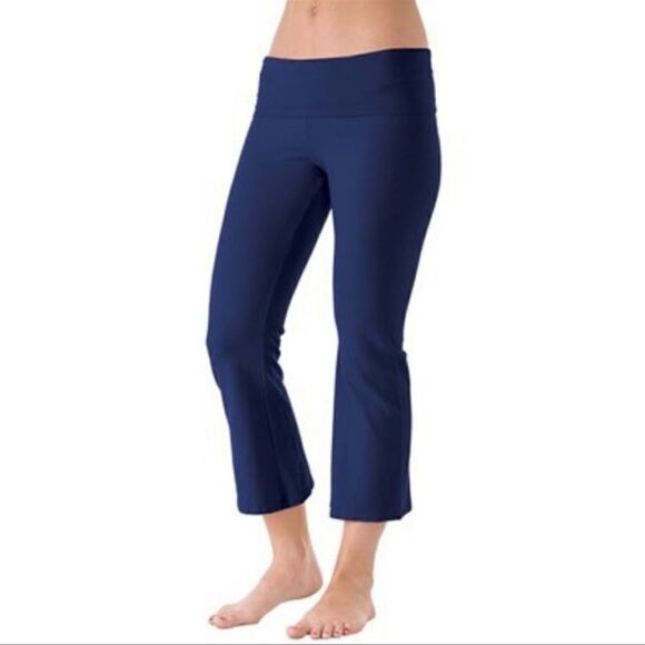 Lululemon Cropped purple/blue flare leggings Size 4 - Picture 1 of 9
